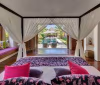Villa Bendega Rato, Master Bedroom